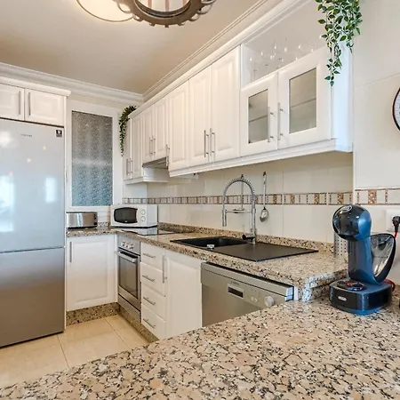 Апартаменти Vista Impresionante Sunset Breathtaking View Wifi